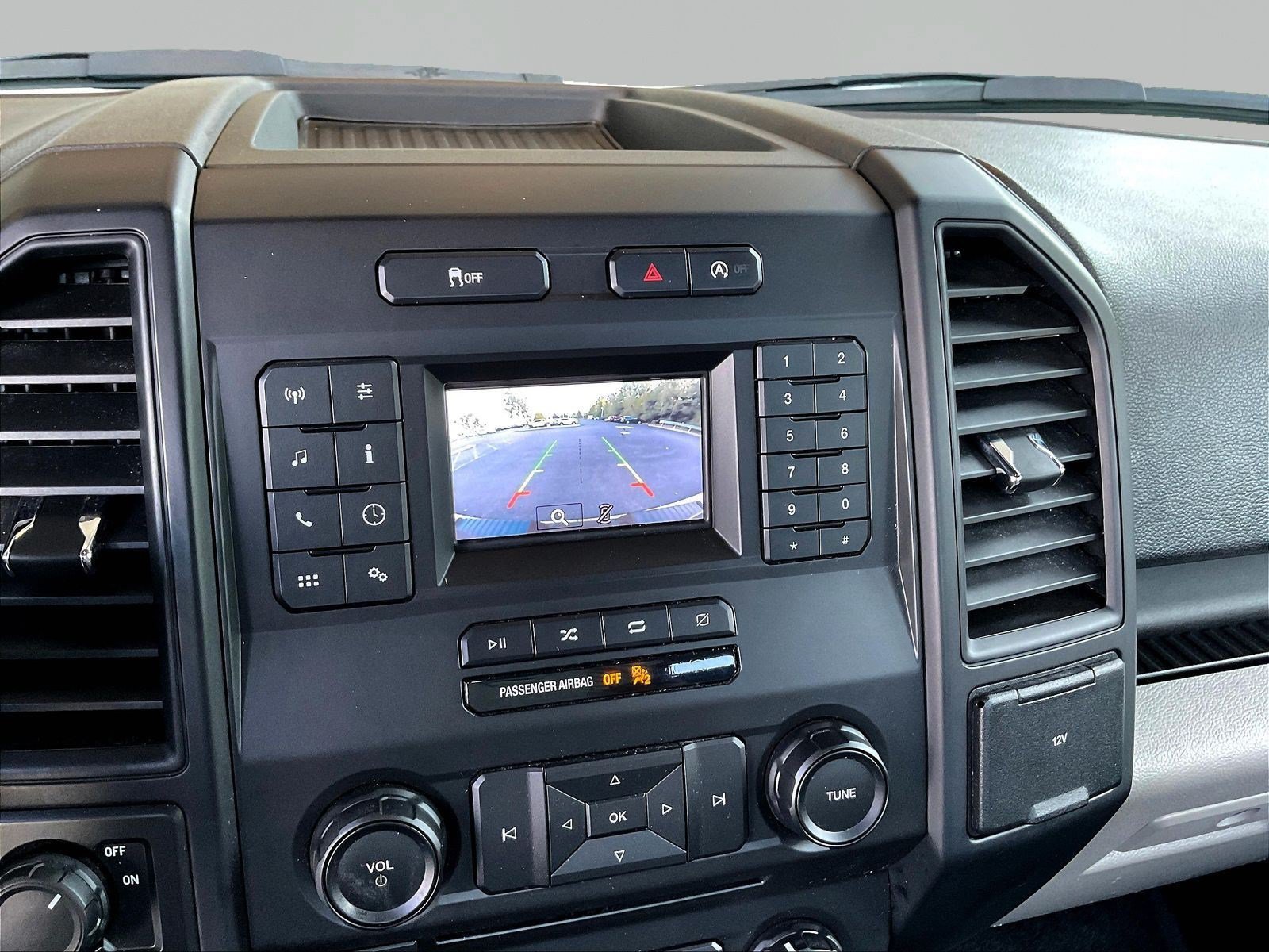 Used 2018 Ford F150 XL w/ Equipment Group 101A Mid RWD image 14