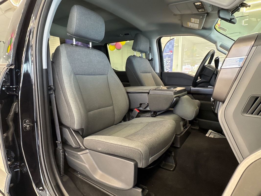 Used 2025 Ford F150 XLT w/ Equipment Group 301A Standard image 25