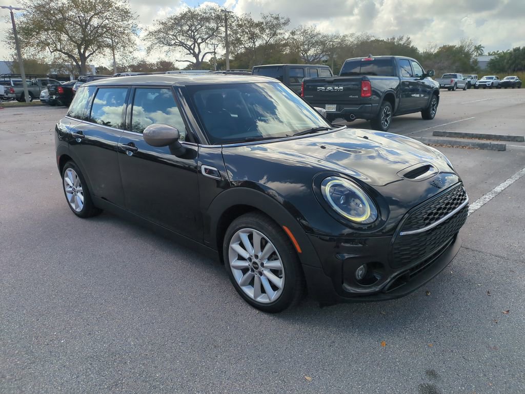 Used 2024 MINI Cooper Clubman S image 2