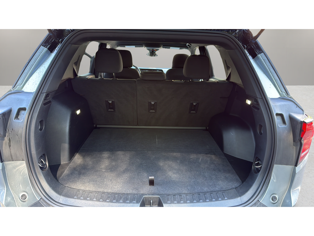 Used 2025 GMC Terrain Elevation FWD image 18