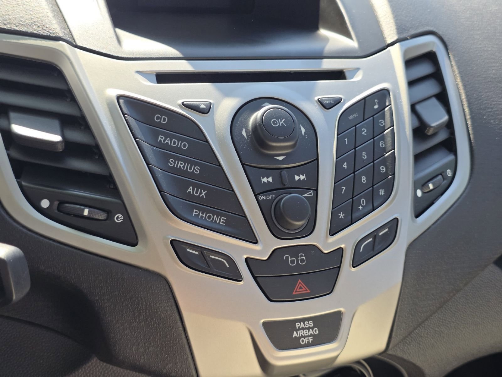 Used 2011 Ford Fiesta SES w/ 301A Rapid Spec Order Code FWD image 4