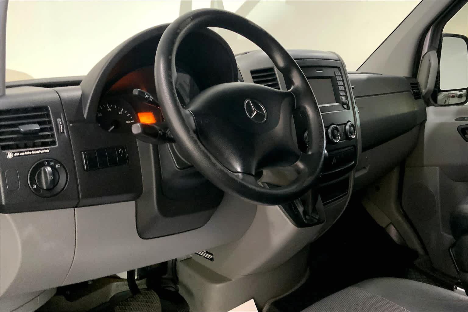 Used 2017 Mercedes-Benz Sprinter 2500 image 14
