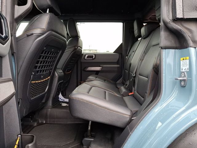 Used 2022 Ford Bronco Badlands image 13