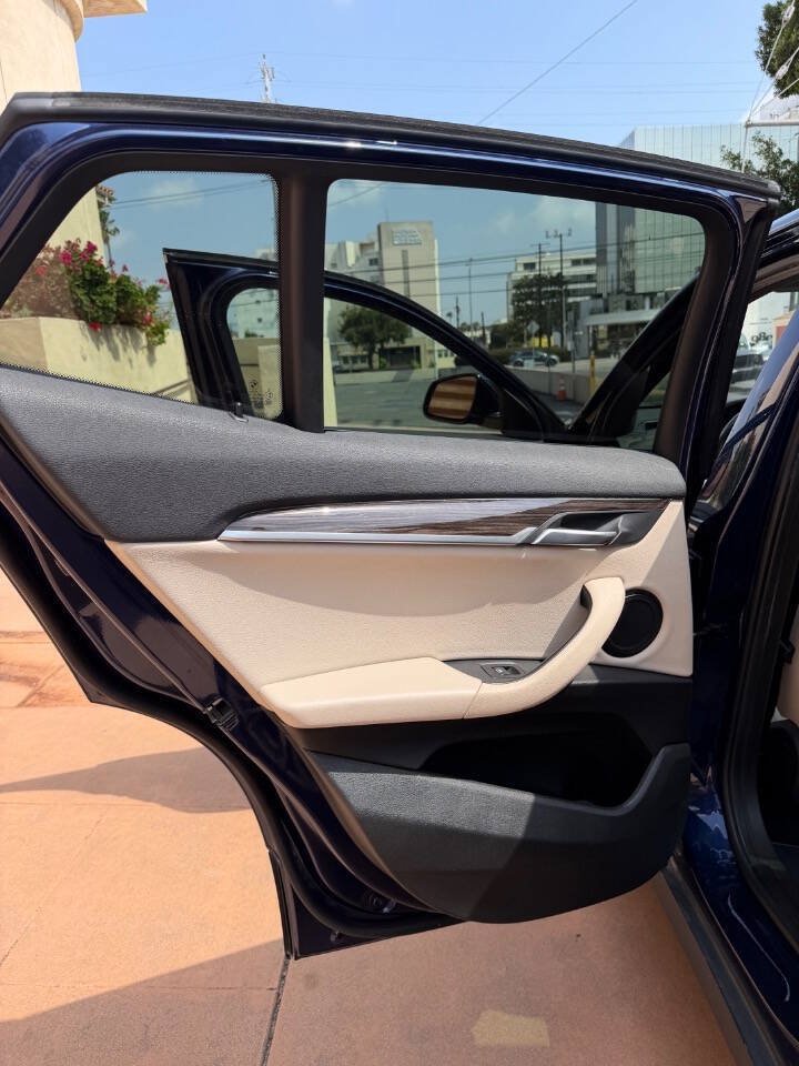 Used 2020 BMW X2 sDrive28i w/ Premium Package FWD image 31