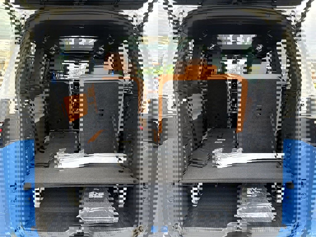 New 2025 Volkswagen ID. Buzz Pro S Plus image 45