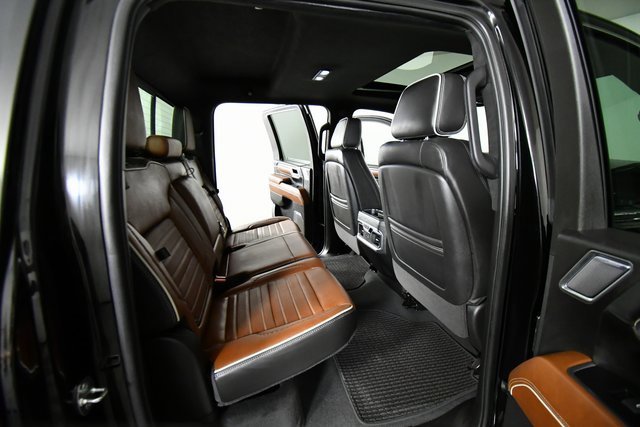 Used 2024 GMC Sierra 3500 Denali Ultimate image 24