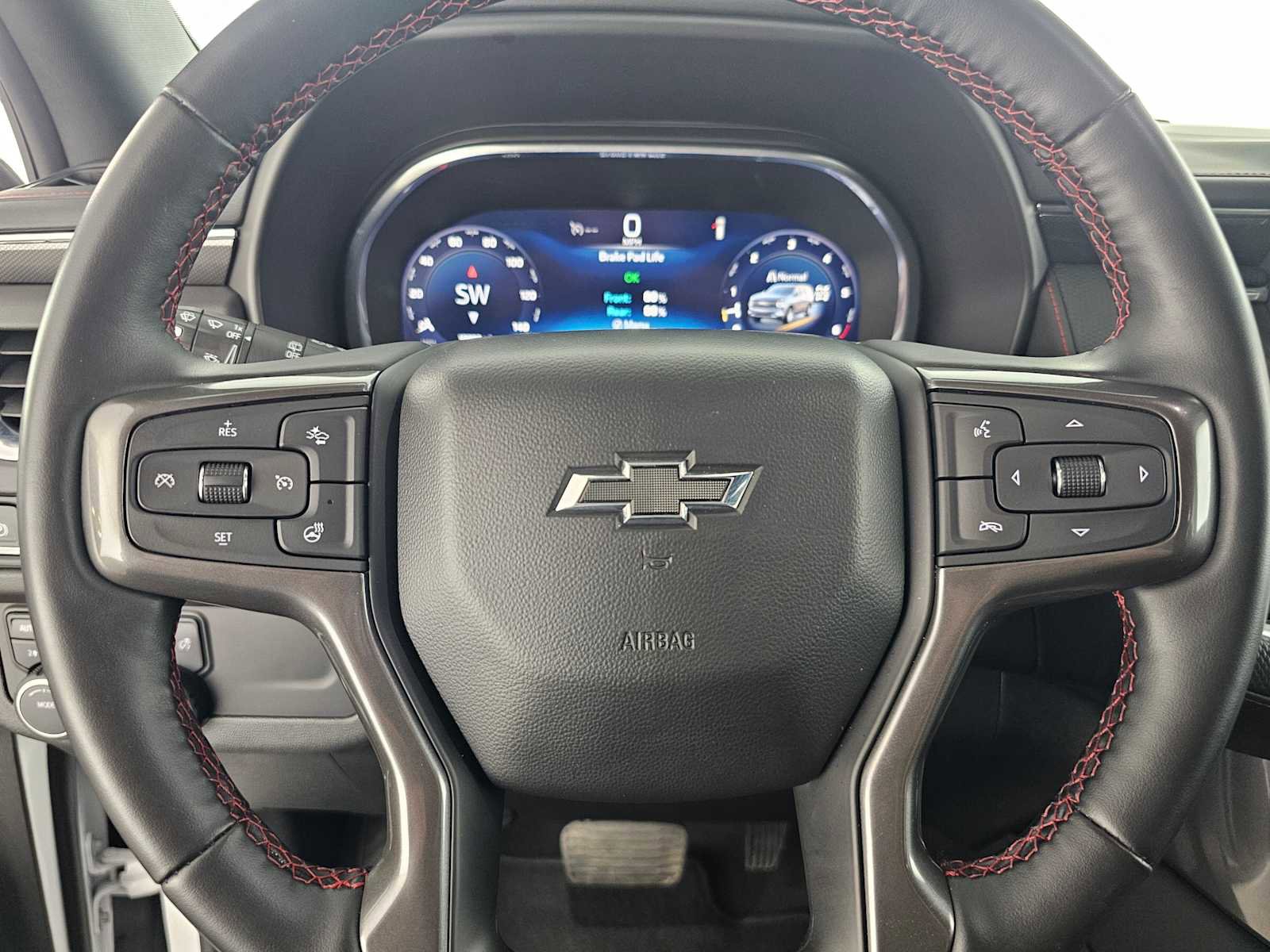 Used 2024 Chevrolet Suburban RST w/ Luxury Package image 24