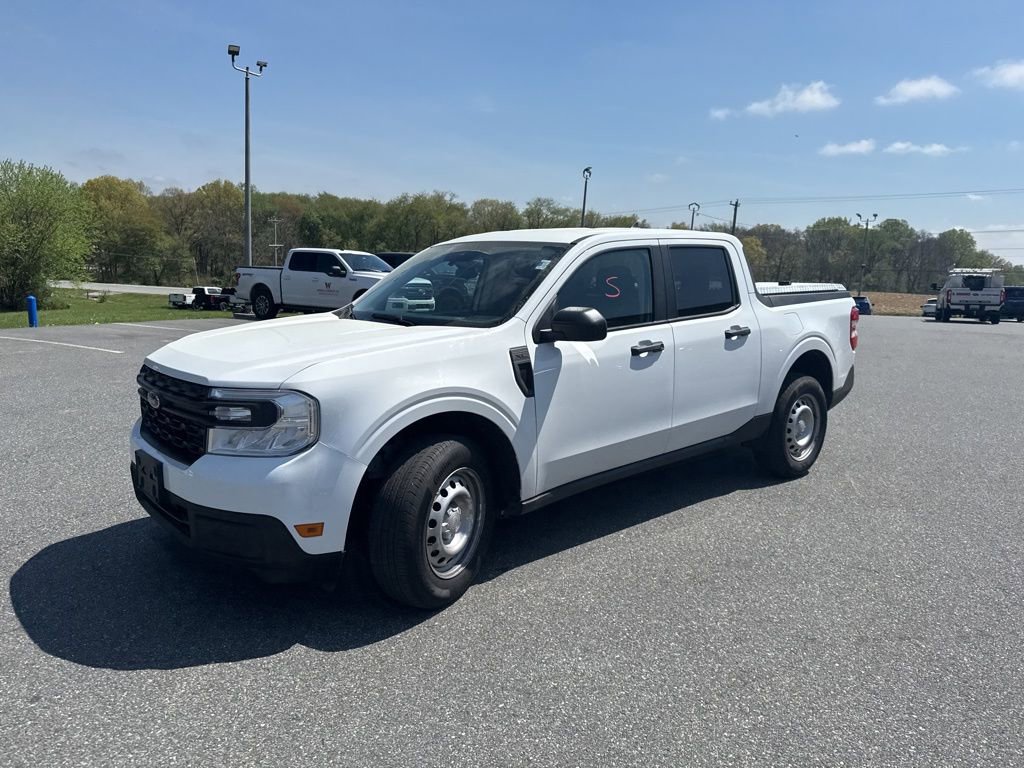 Used 2024 Ford Maverick XL FWD image 3