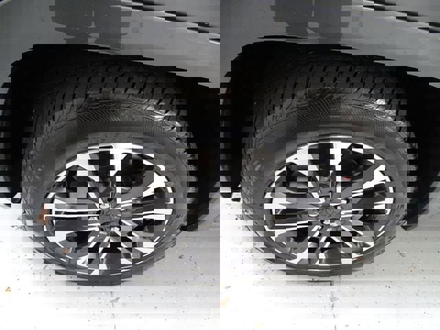 Certified 2023 Jeep Grand Cherokee Overland w/ Advanced Protech Group III image 30