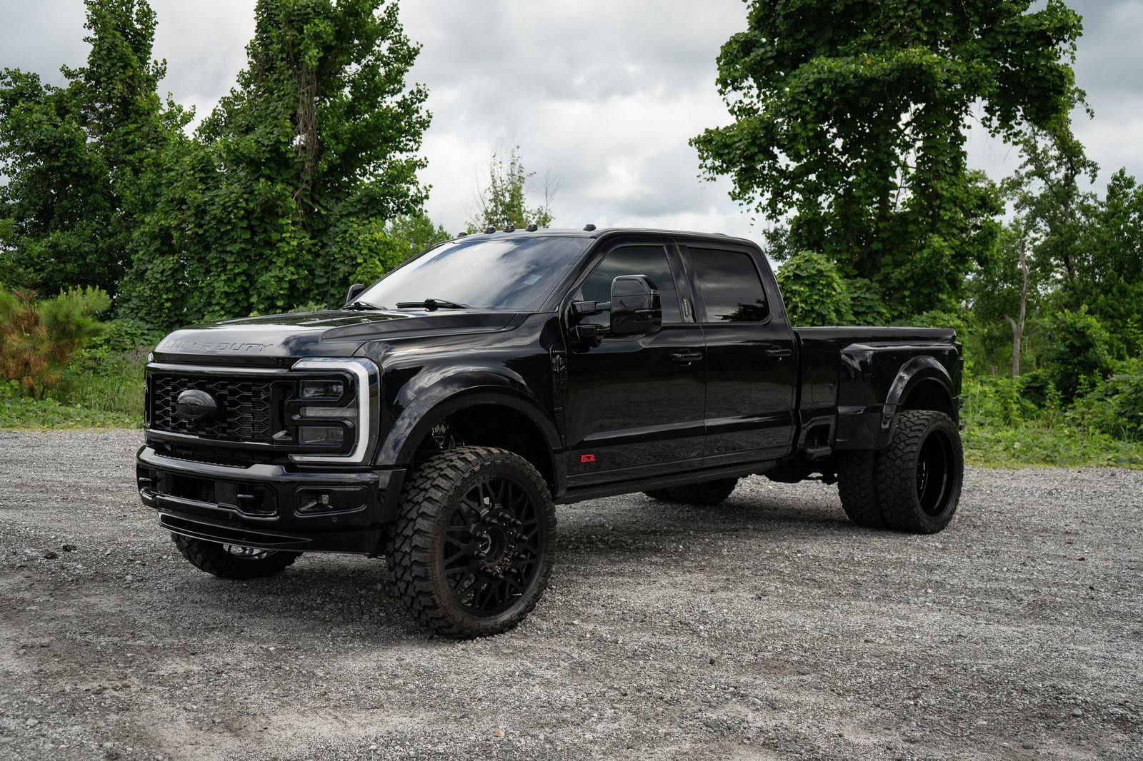 Used 2024 Ford F450 Limited AWD/4WD image 10