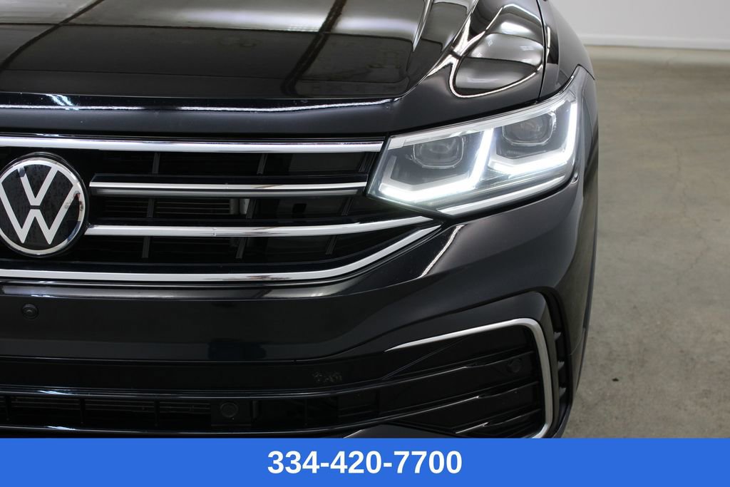 Certified 2022 Volkswagen Tiguan SEL R-Line image 6