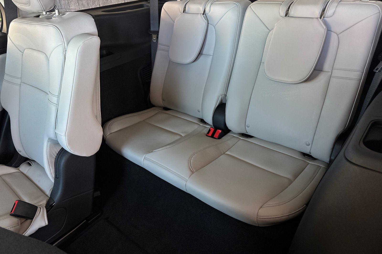 New 2026 Lincoln Aviator AWD image 14