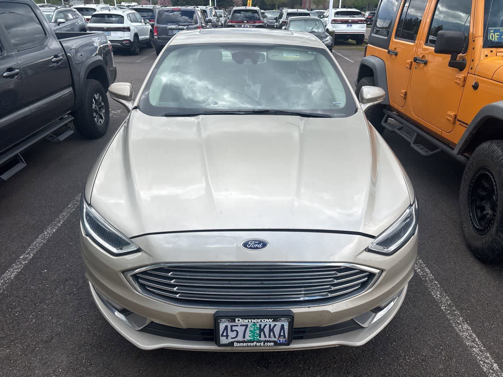 Used 2017 Ford Fusion Energi SE FWD image 6