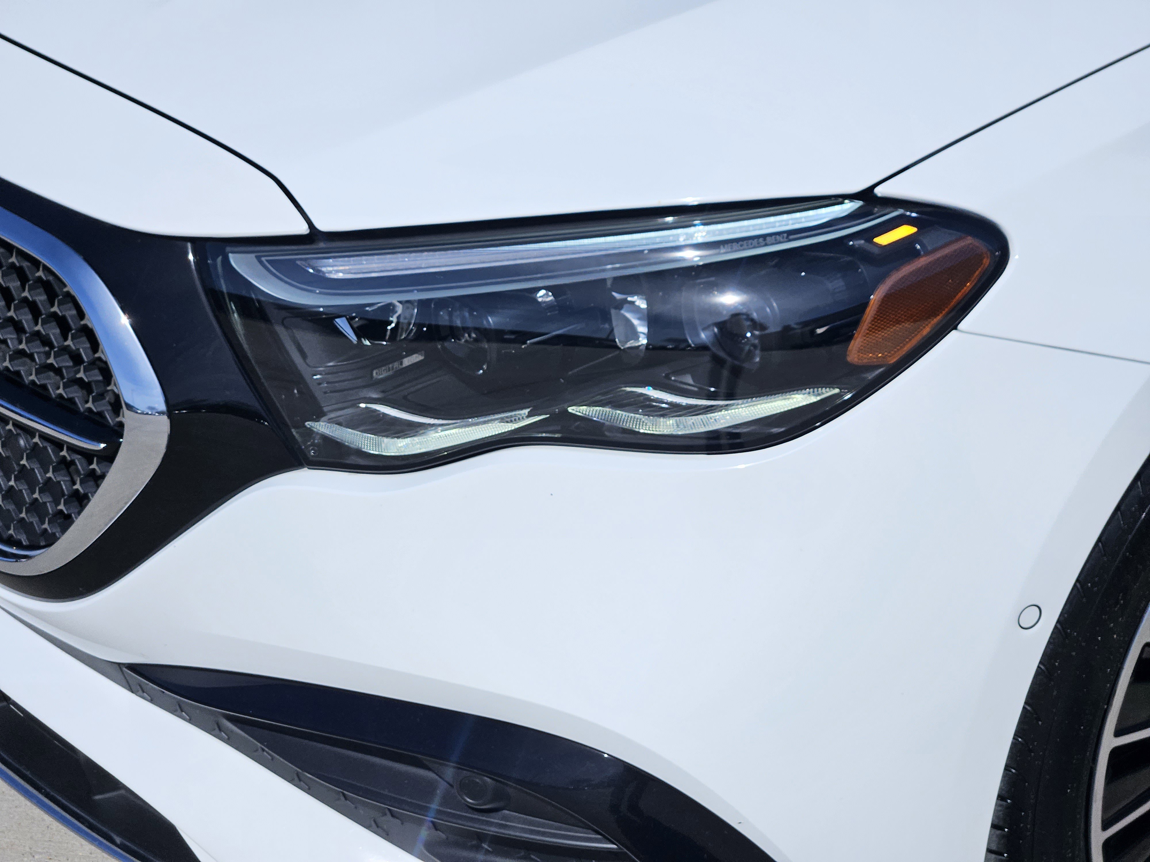 Certified 2024 Mercedes-Benz E 350 4MATIC Sedan image 7