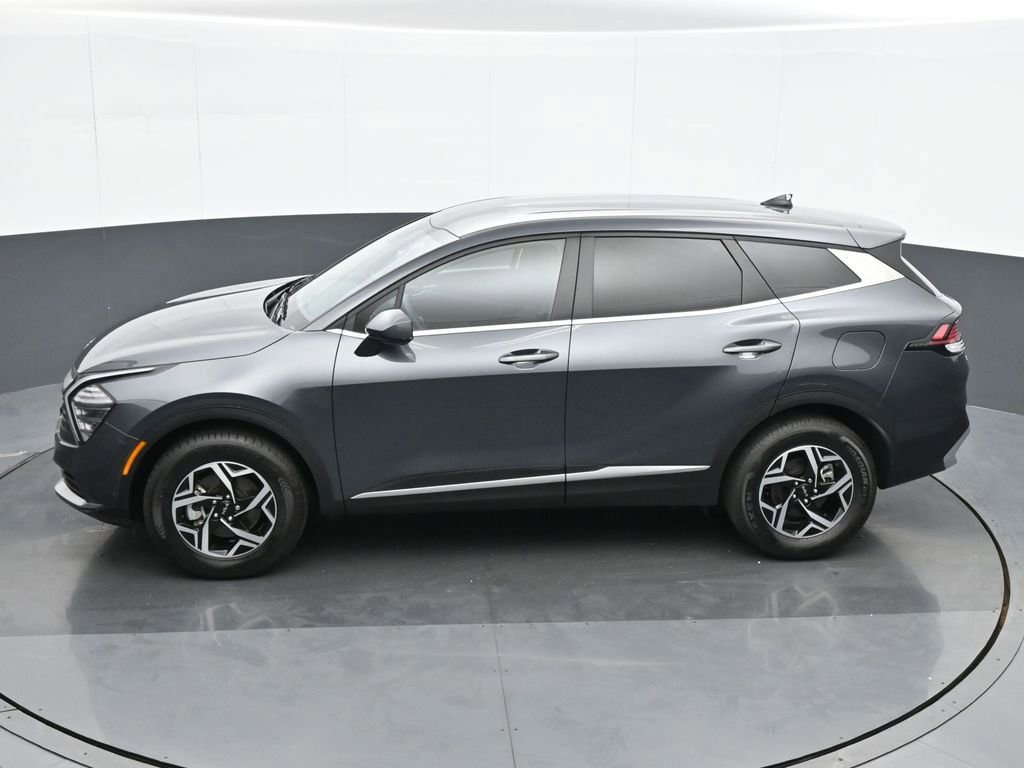 Used 2024 Kia Sportage LX image 18