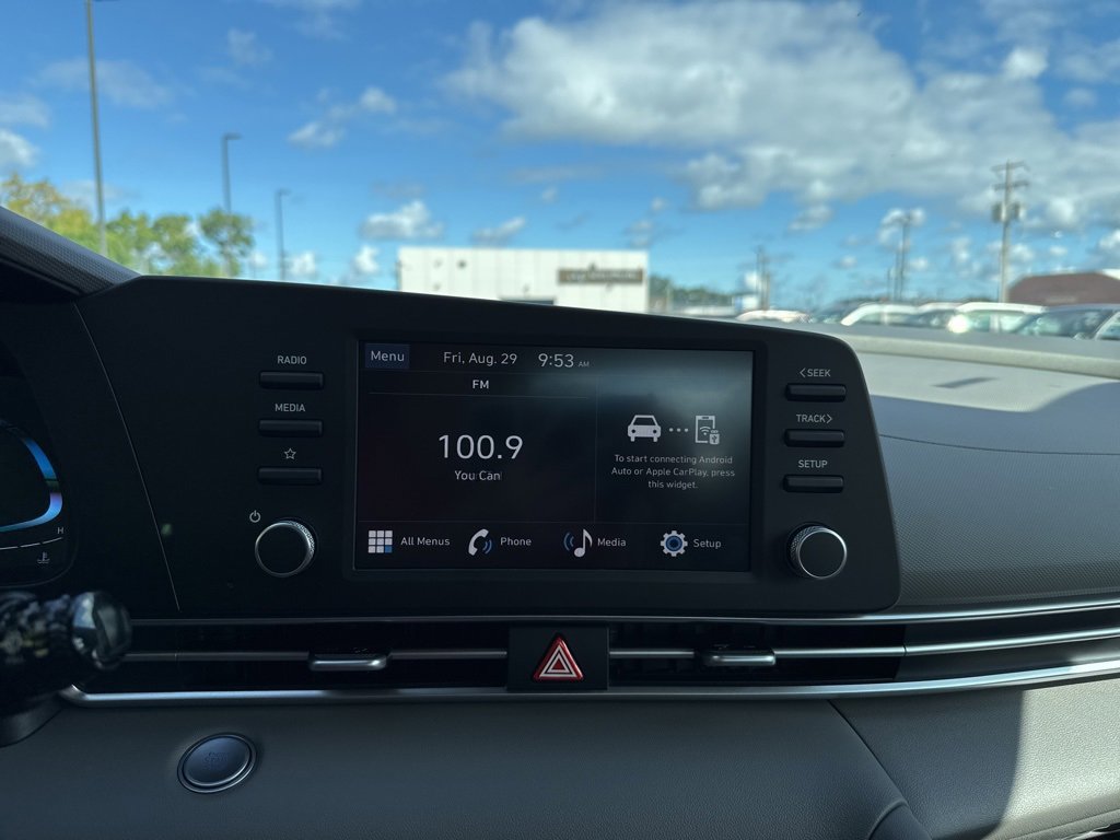 New 2025 Hyundai Elantra Sport image 19