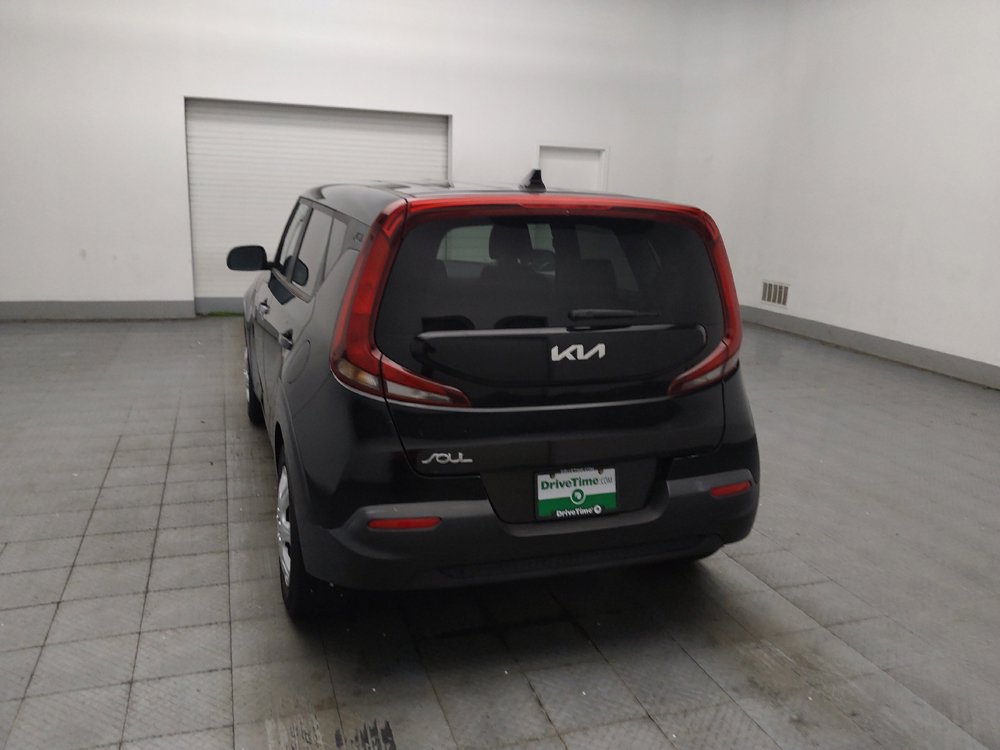 Used 2022 Kia Soul LX FWD image 6