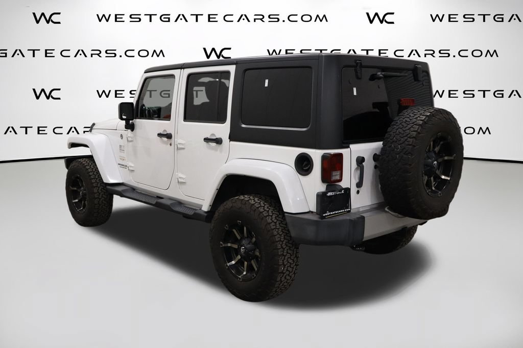 Used 2012 Jeep Wrangler Unlimited Sahara w/ Max Tow Pkg AWD/4WD image 38