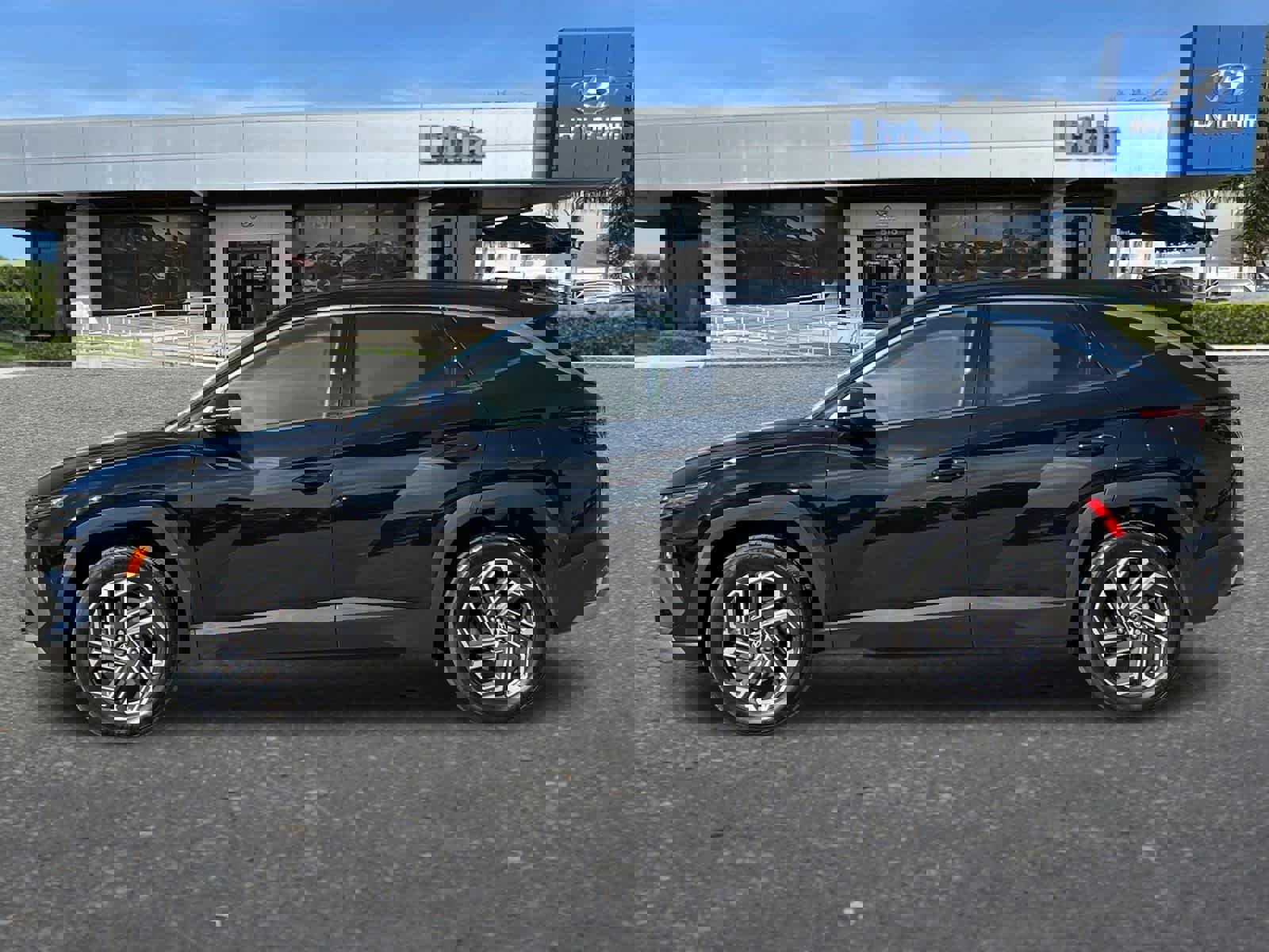 Certified 2025 Hyundai Tucson Limited image 6