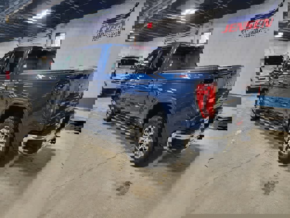 Certified 2023 GMC Sierra 1500 SLT w/ X31 Off-Road Package image 5