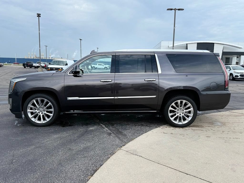 Used 2018 Cadillac Escalade ESV Platinum AWD/4WD image 5