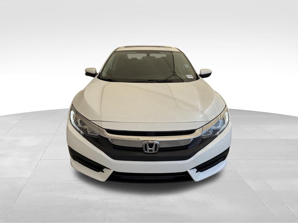 Used 2018 Honda Civic EX image 4