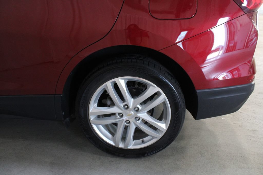 Used 2018 Chevrolet Equinox Premier AWD/4WD image 30
