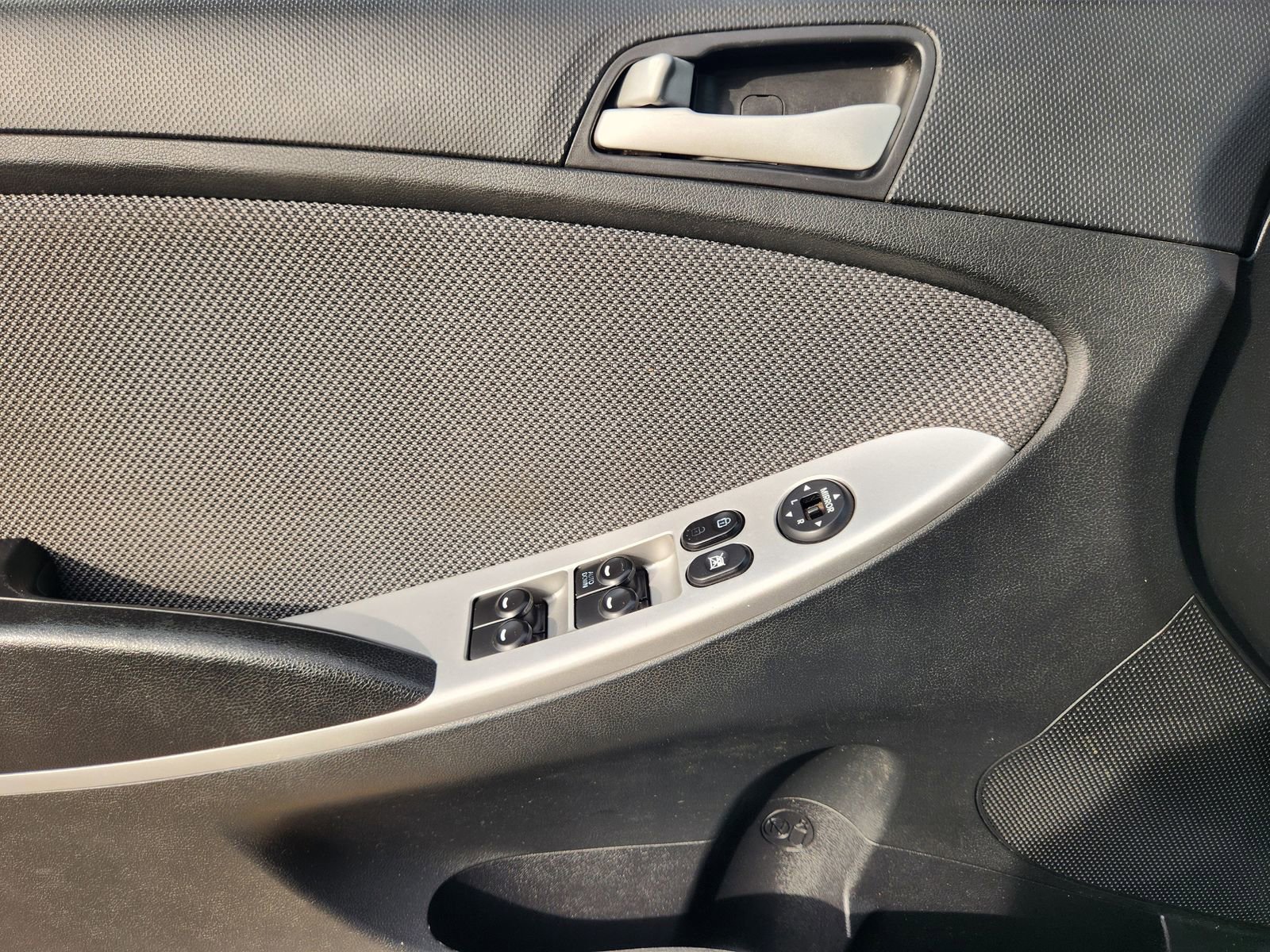 Used 2014 Hyundai Accent GS image 22