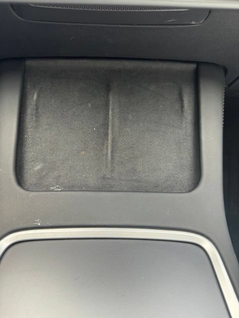 Used 2024 Tesla Model Y Performance AWD/4WD image 23