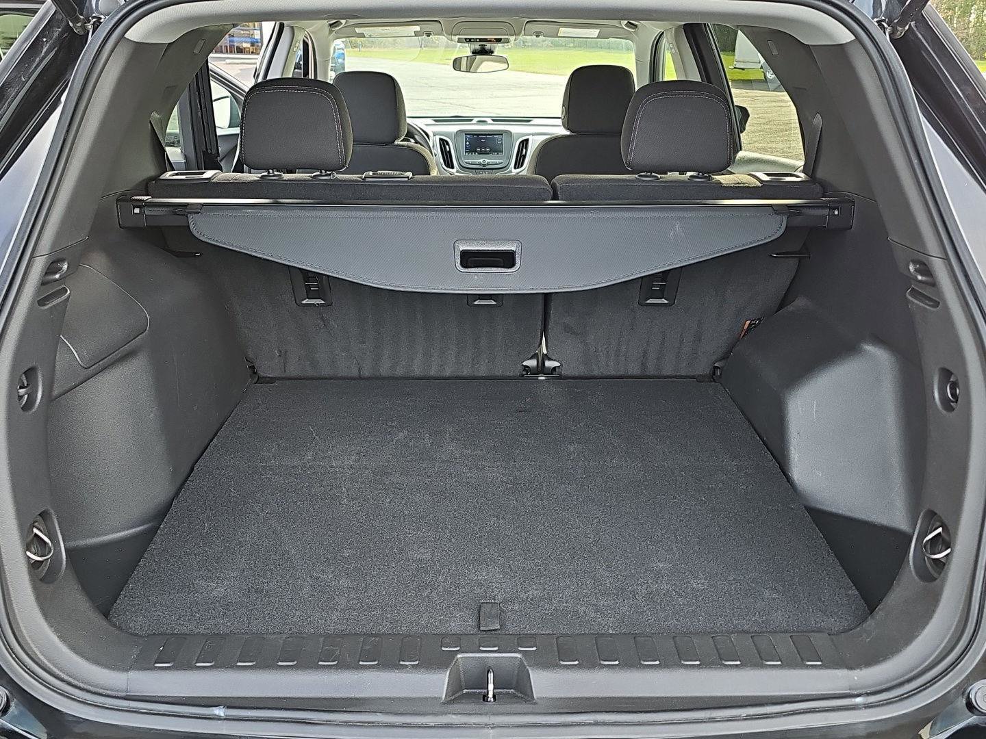 Used 2023 Chevrolet Equinox LS w/ LS Convenience Package image 31