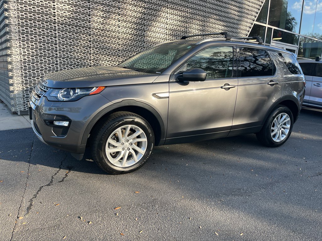 Used 2016 Land Rover Discovery Sport HSE AWD/4WD image 4