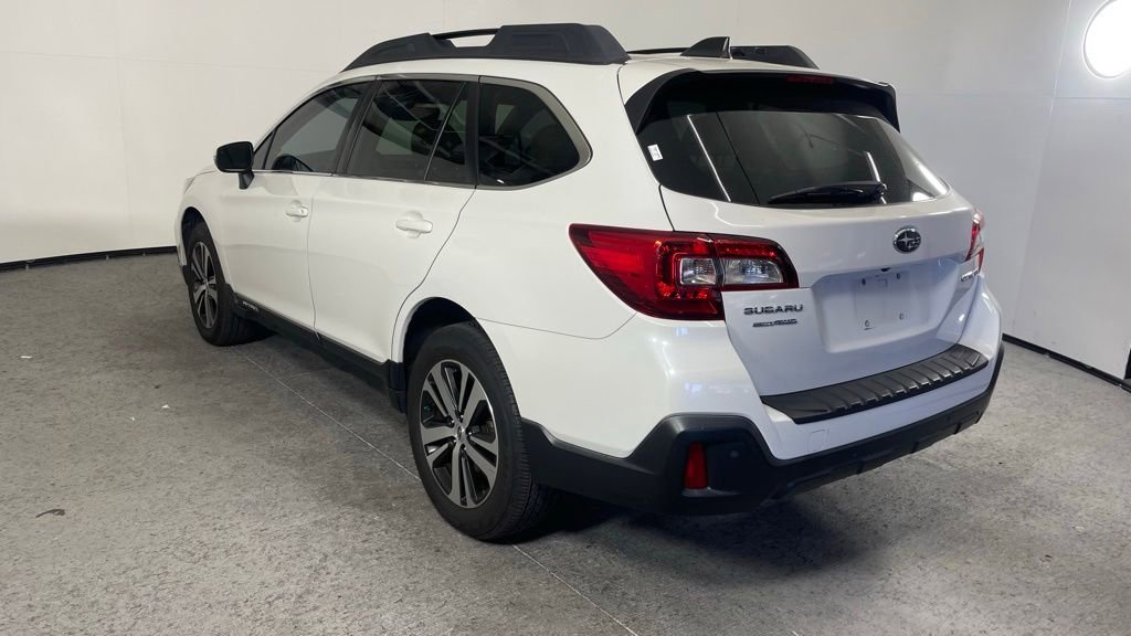 Used 2018 Subaru Outback 2.5i Limited AWD/4WD image 5