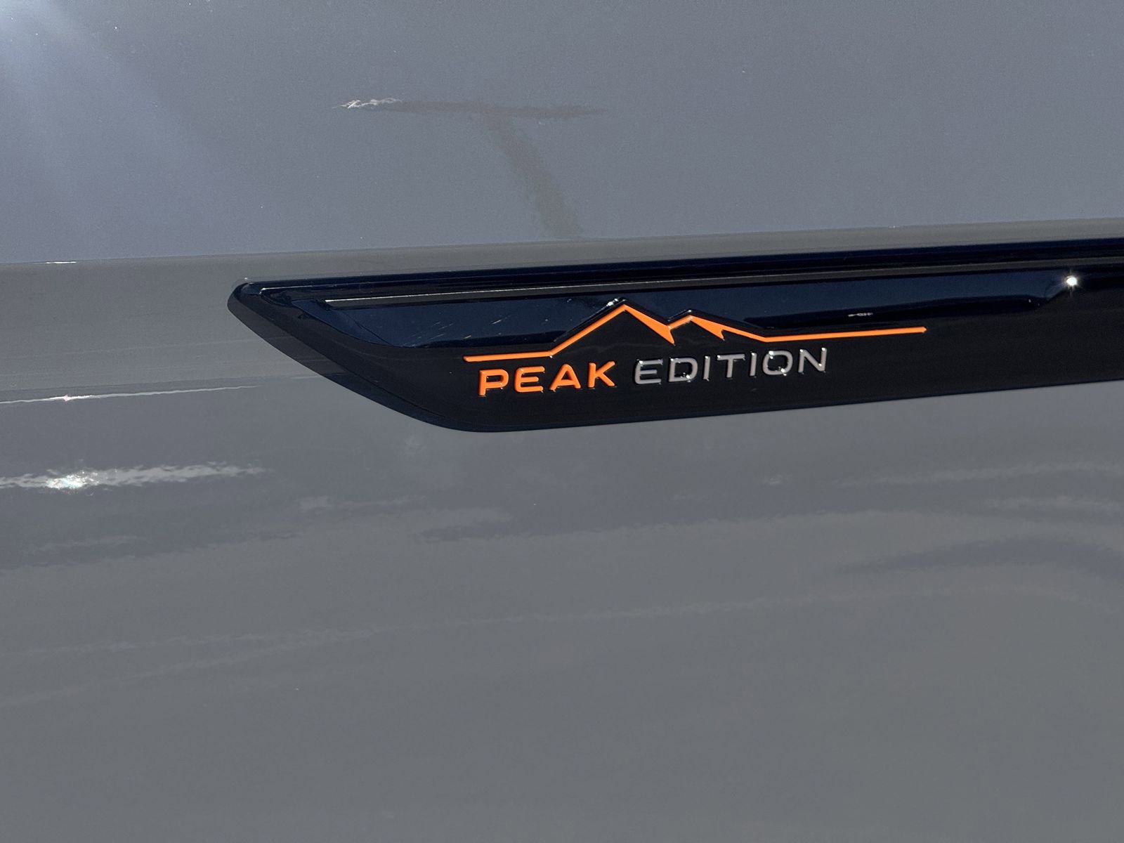 New 2026 Volkswagen Atlas Peak Edition image 11
