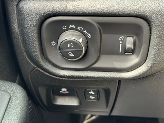 Used 2020 RAM 1500 Big Horn w/ Built-to-serve Edition image 29