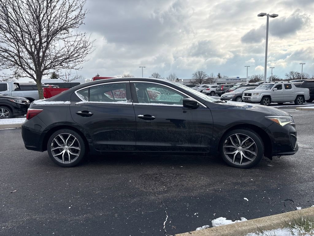 Used 2021 Acura ILX w/ Premium Package image 11