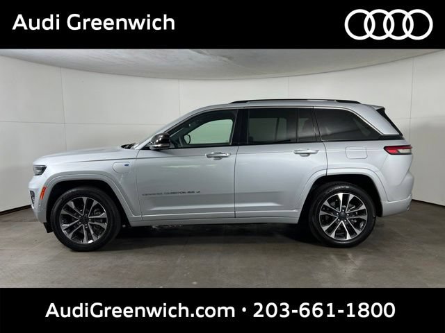 Used 2024 Jeep Grand Cherokee Overland w/ Trailer Tow Package AWD/4WD image 4