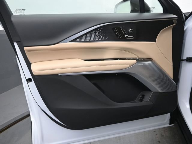 New 2026 Cadillac Lyriq Signature Sport image 12