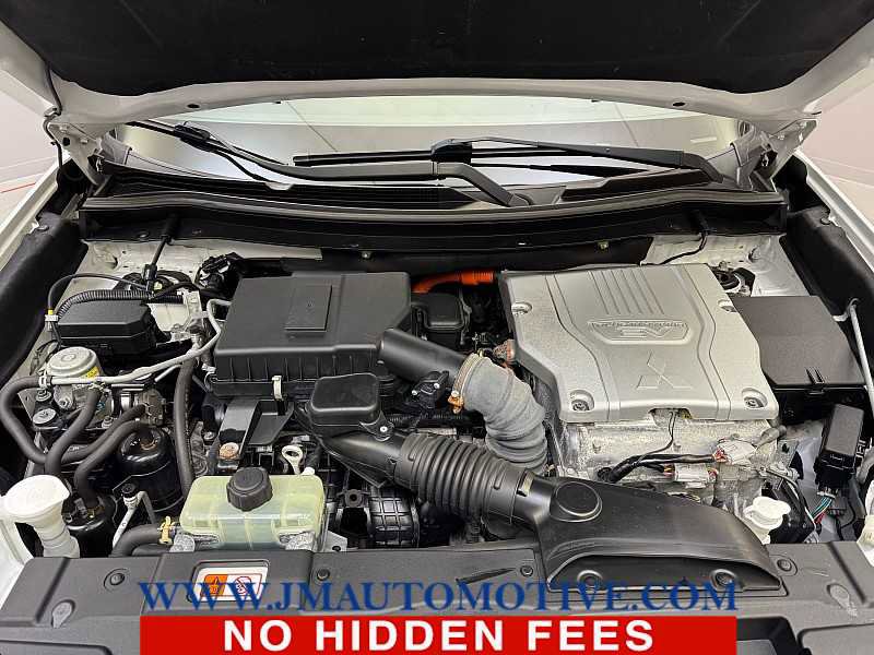 Used 2019 Mitsubishi Outlander SEL image 10