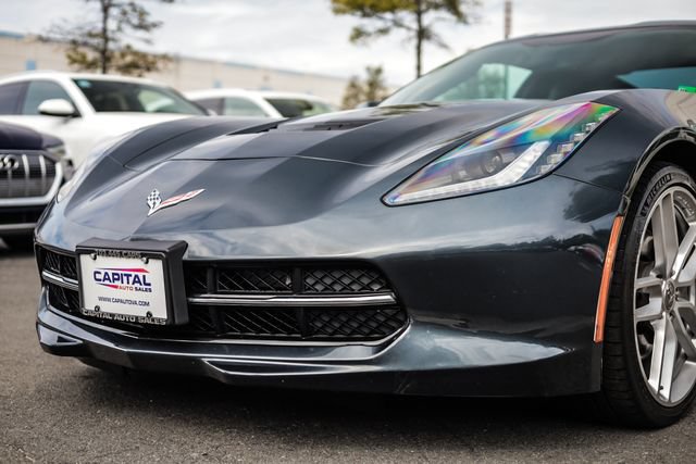 Used 2019 Chevrolet Corvette Stingray Coupe w/ 1LT RWD image 31