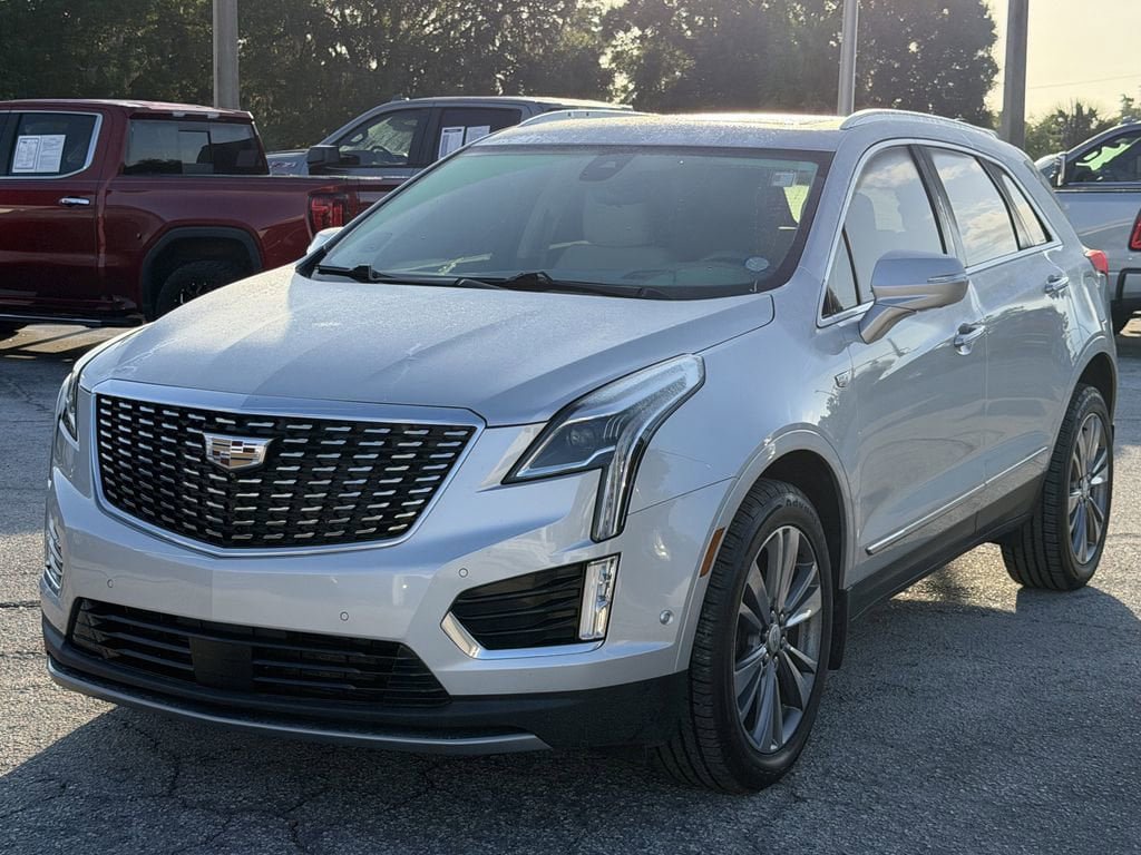 Used 2020 Cadillac XT5 Premium Luxury FWD image 8