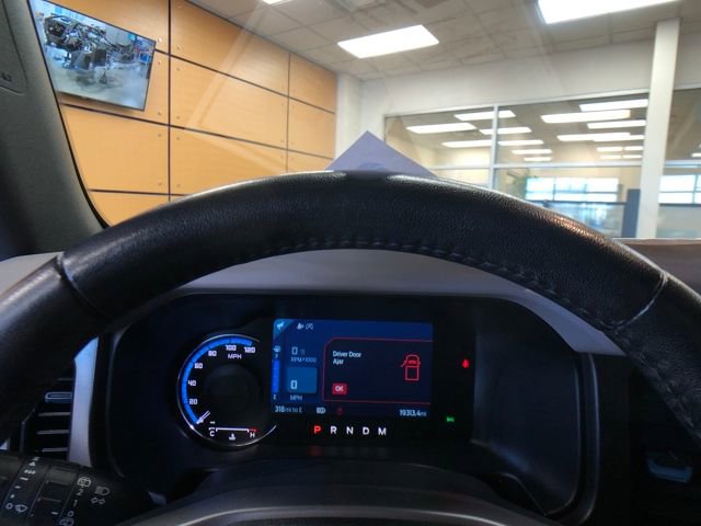 Used 2023 Ford Bronco Wildtrak image 14