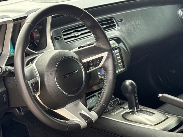 Used 2011 Chevrolet Camaro SS w/ RS Package image 16