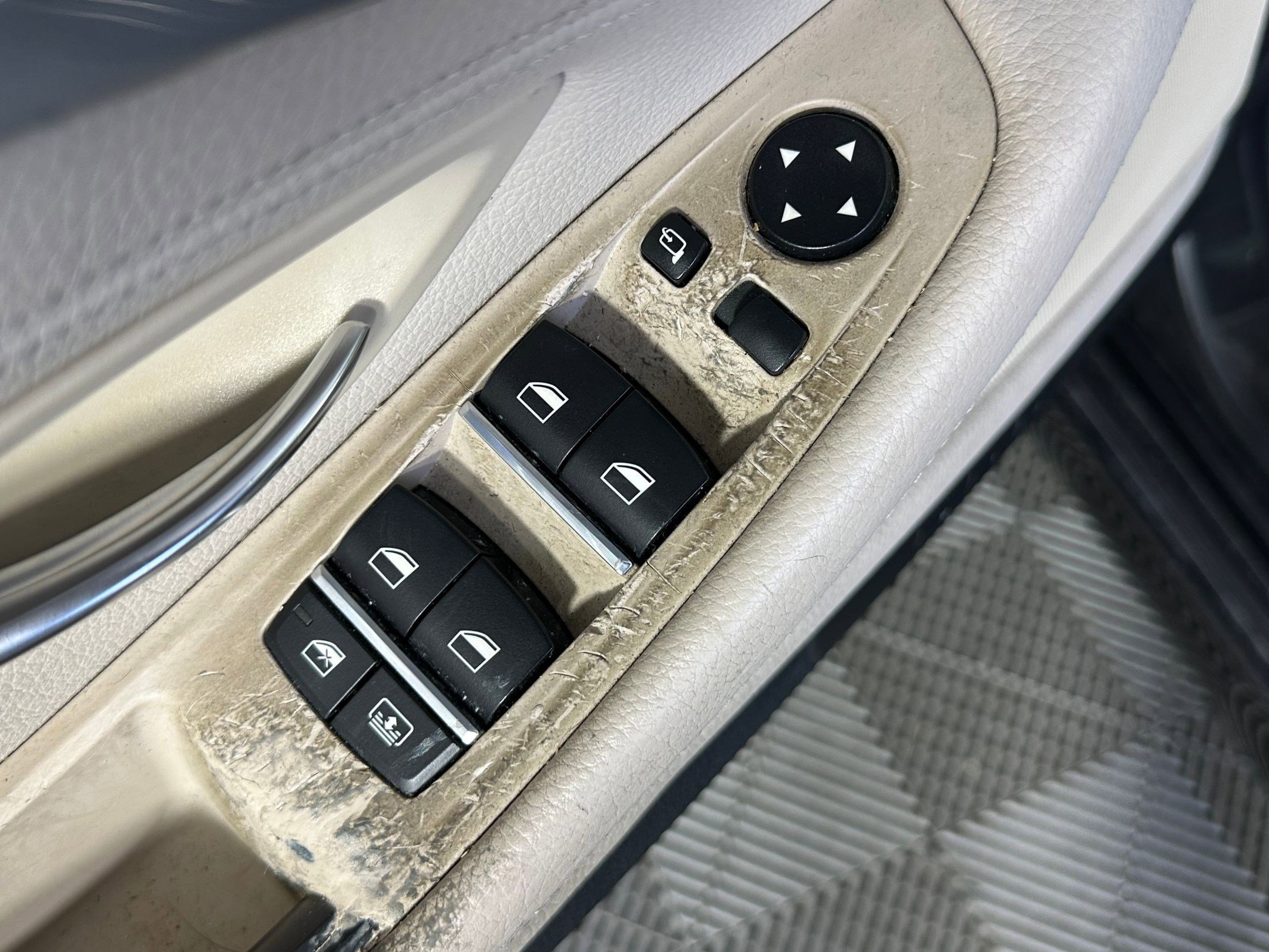 Used 2011 BMW 535i Sedan image 21