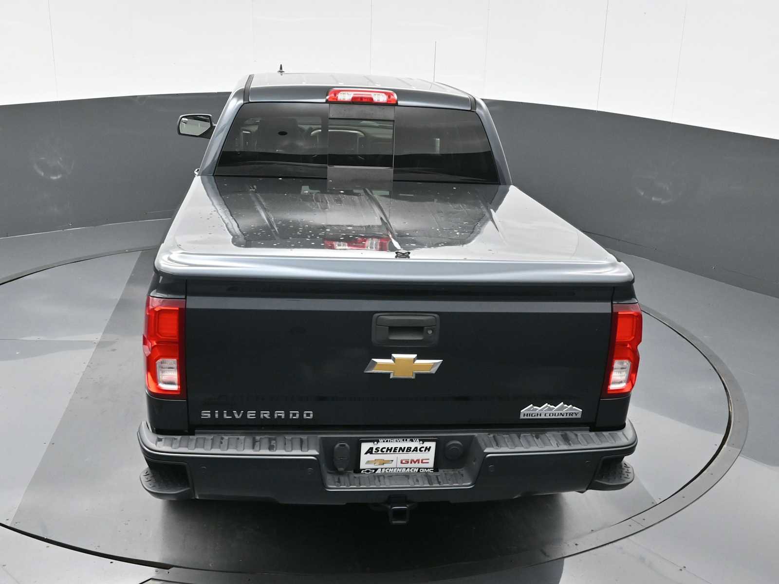 Used 2018 Chevrolet Silverado 1500 High Country image 21