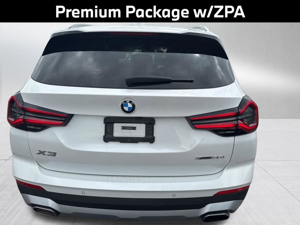 Used 2023 BMW X3 xDrive30i w/ Premium Package w/ZPA AWD/4WD image 7