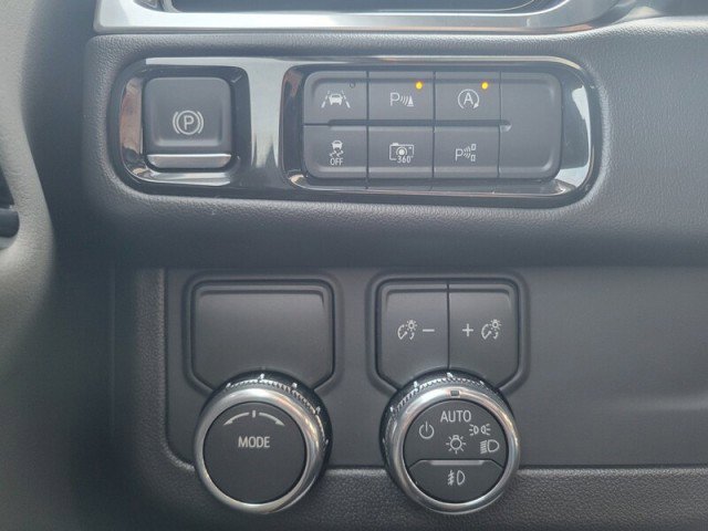 Used 2026 GMC Yukon Elevation RWD image 20