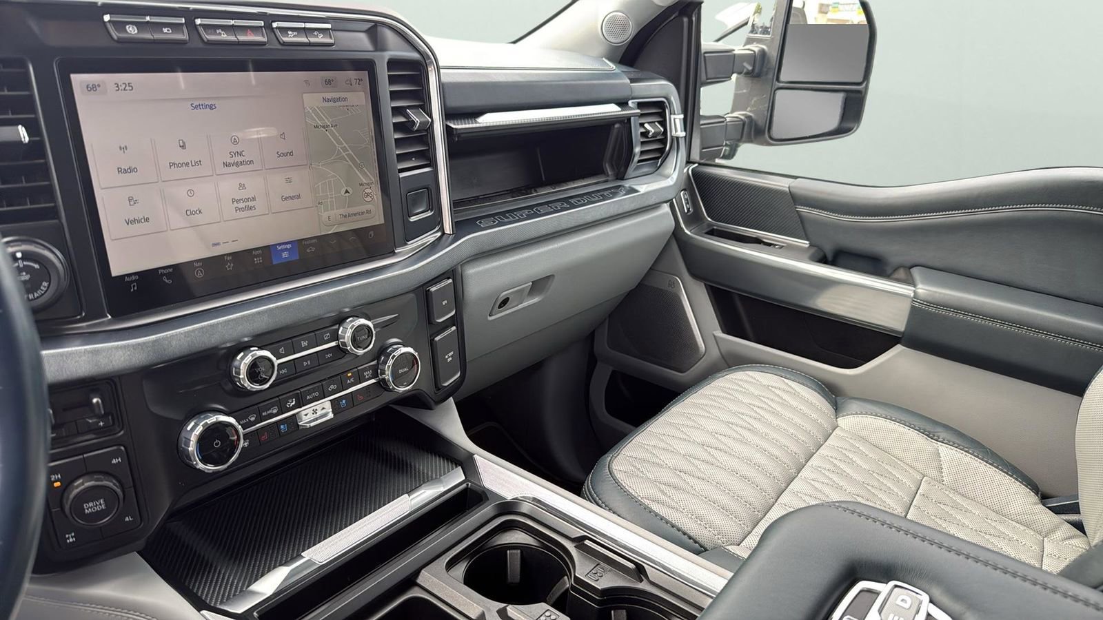 Used 2024 Ford F350 Limited w/ FX4 Off-Road Package image 20