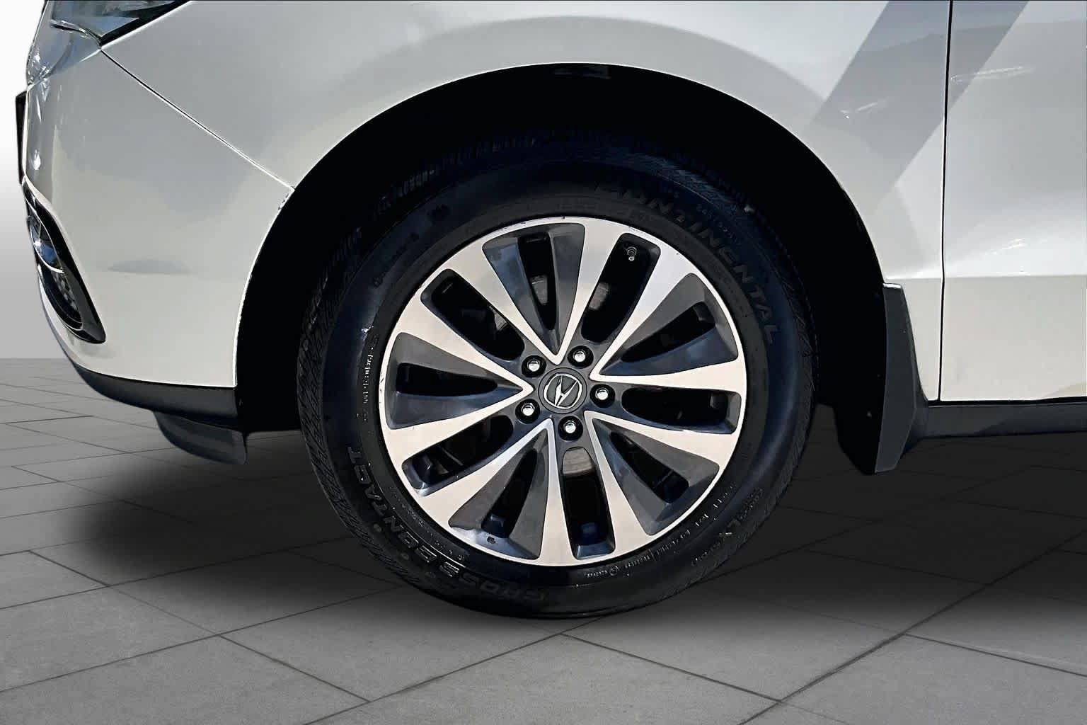 Used 2016 Acura MDX SH-AWD w/ Technology Package image 11