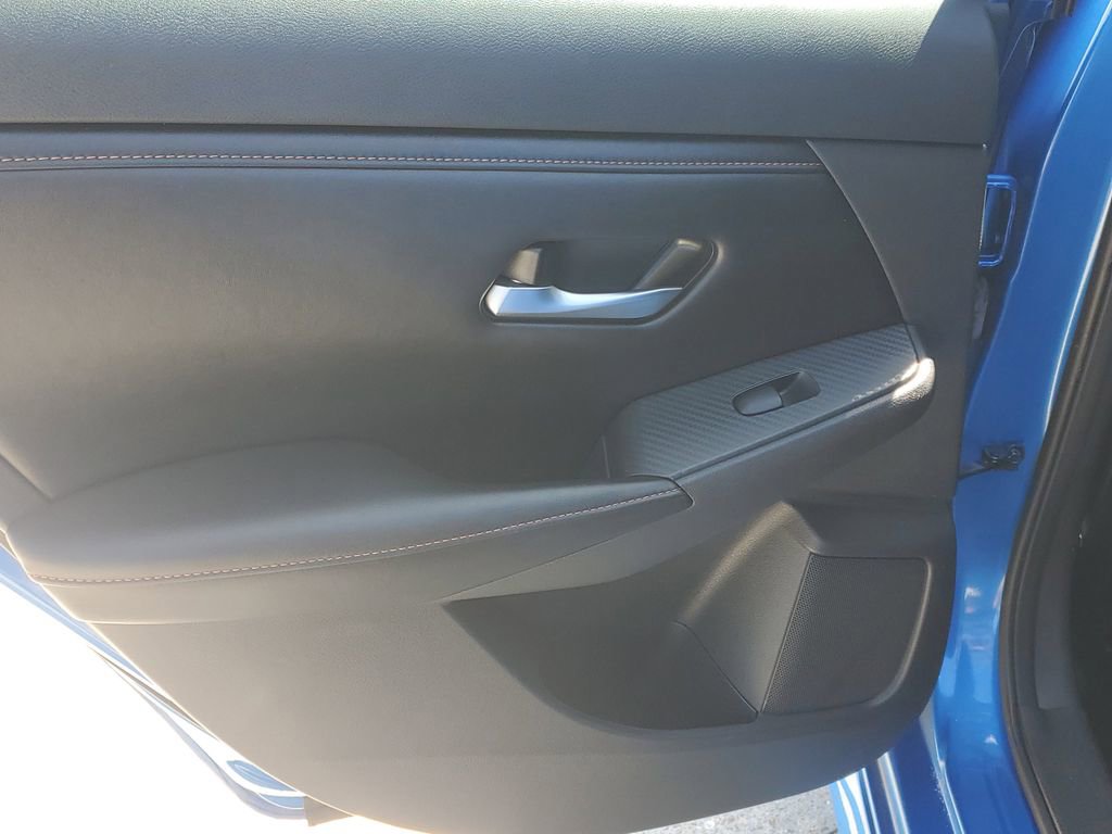 Certified 2021 Nissan Sentra SR FWD image 16