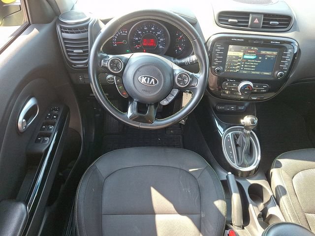 Used 2016 Kia Soul + w/ Audio Package FWD image 12